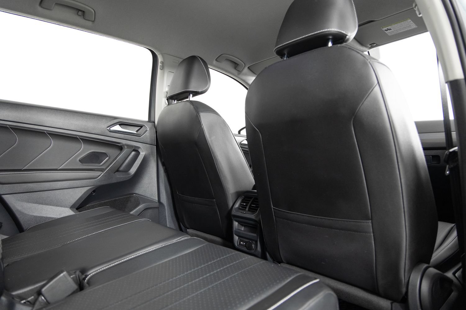Used 2022 Volkswagen Tiguan SE AWD/4WD image 22