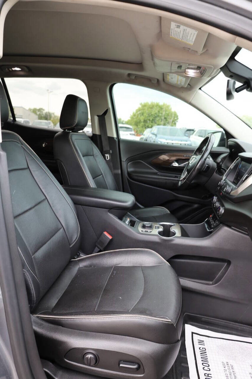Used 2020 GMC Terrain Denali w/ Denali Premium Package image 15