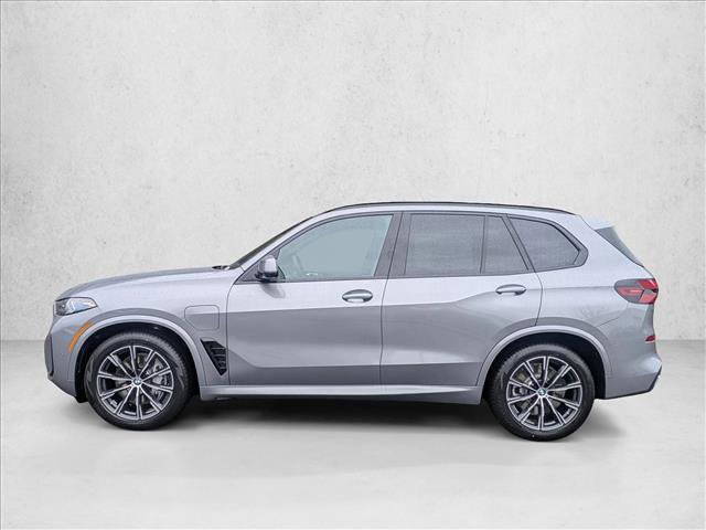 New 2026 BMW X5 xDrive50e w/ Executive Package image 9