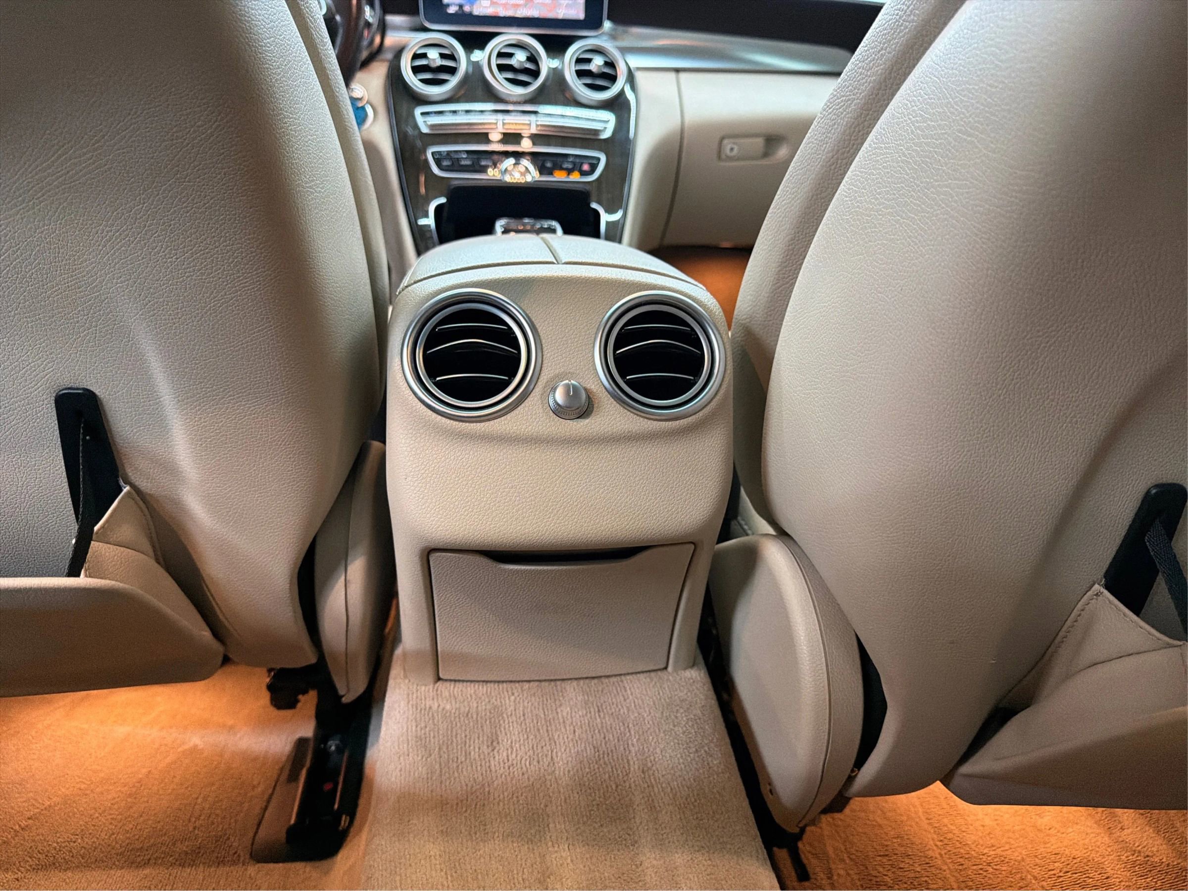 Used 2015 Mercedes-Benz C 300 4MATIC Sedan w/ Multimedia Package image 31