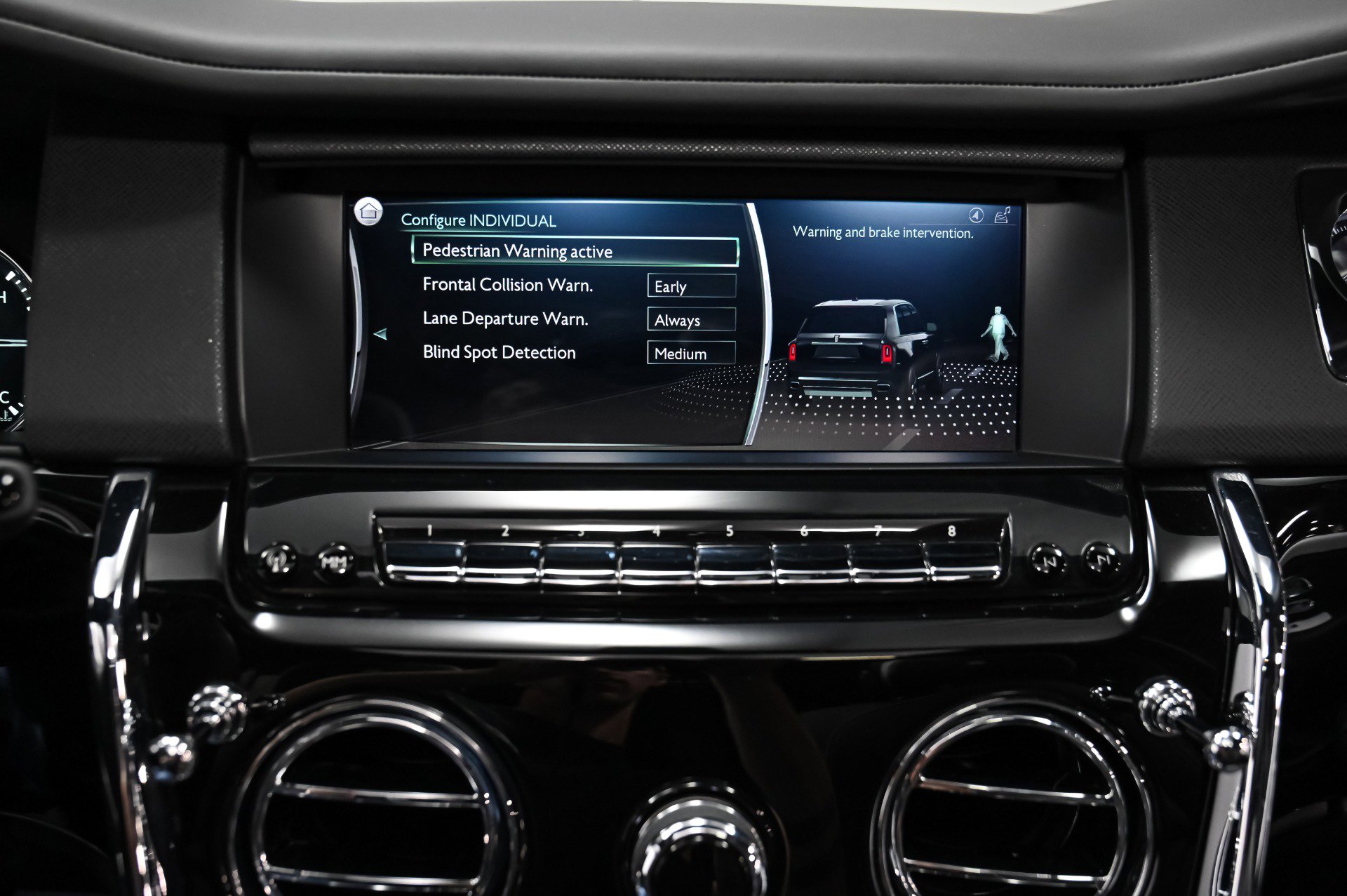 Used 2019 Rolls-Royce Cullinan image 48