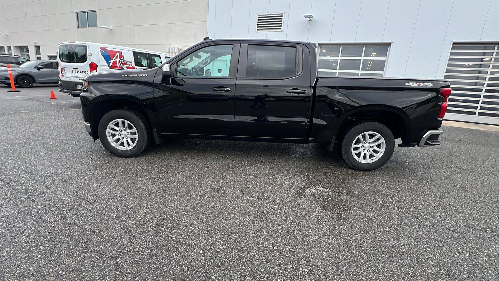Used 2020 Chevrolet Silverado 1500 LT w/ All-Star Edition AWD/4WD image 7
