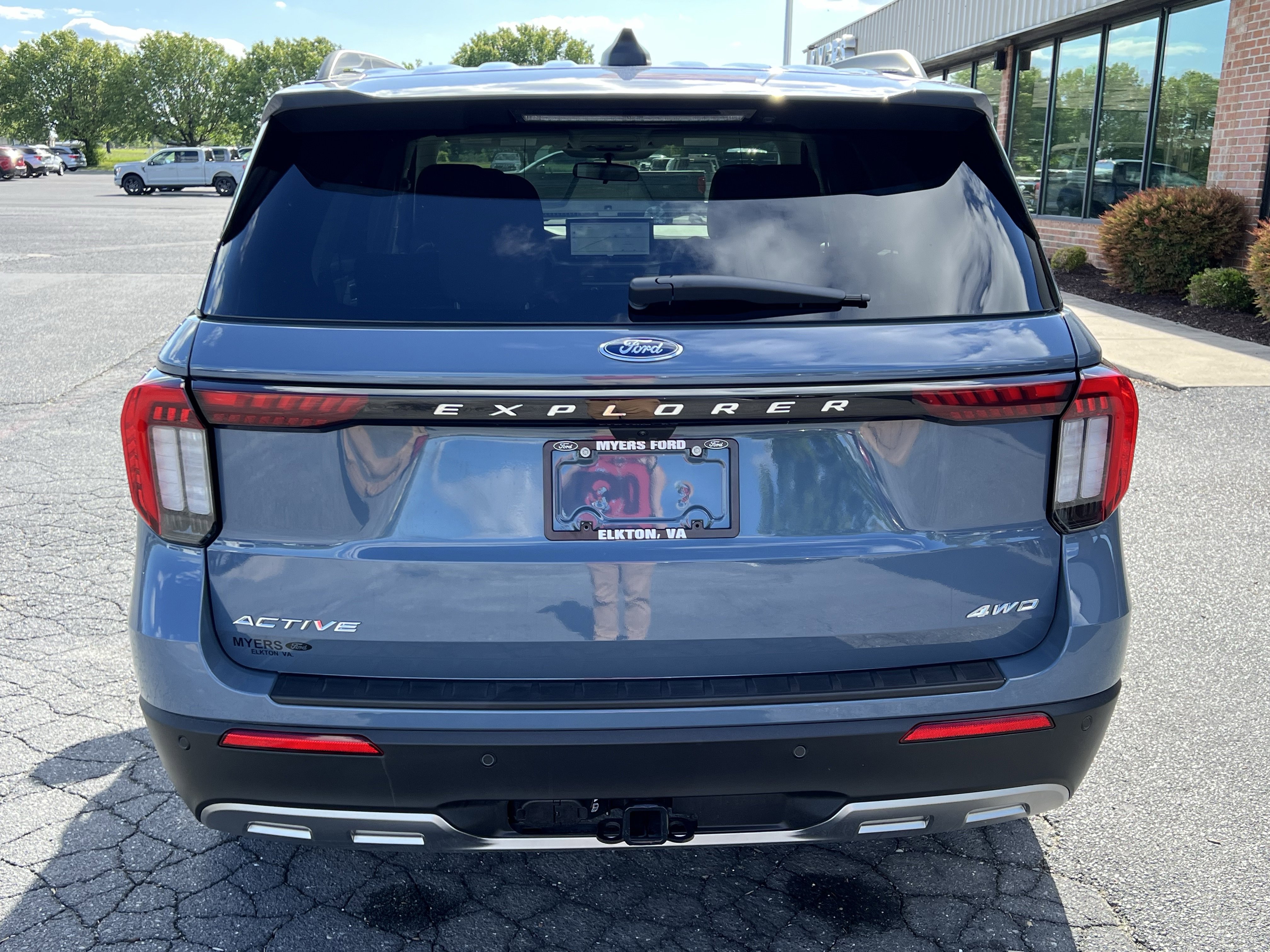 New 2026 Ford Explorer Active w/ Active Comfort Package AWD/4WD image 7