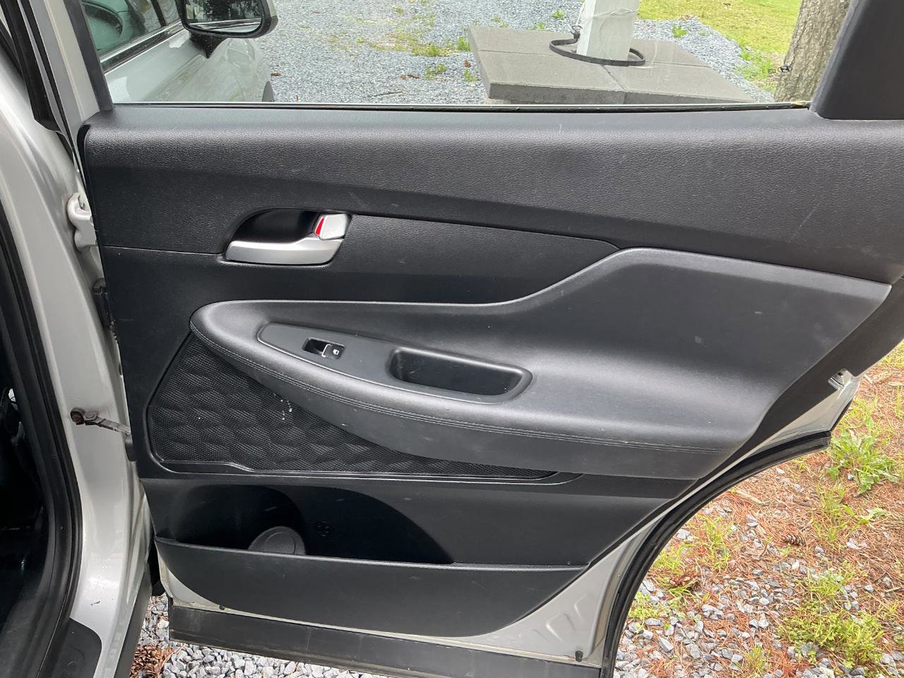 Used 2019 Hyundai Santa Fe SE AWD/4WD image 19