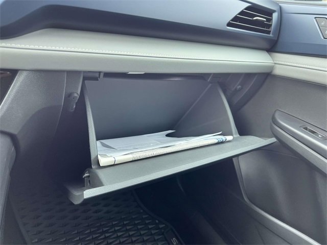 Used 2024 Volkswagen Taos SE image 33