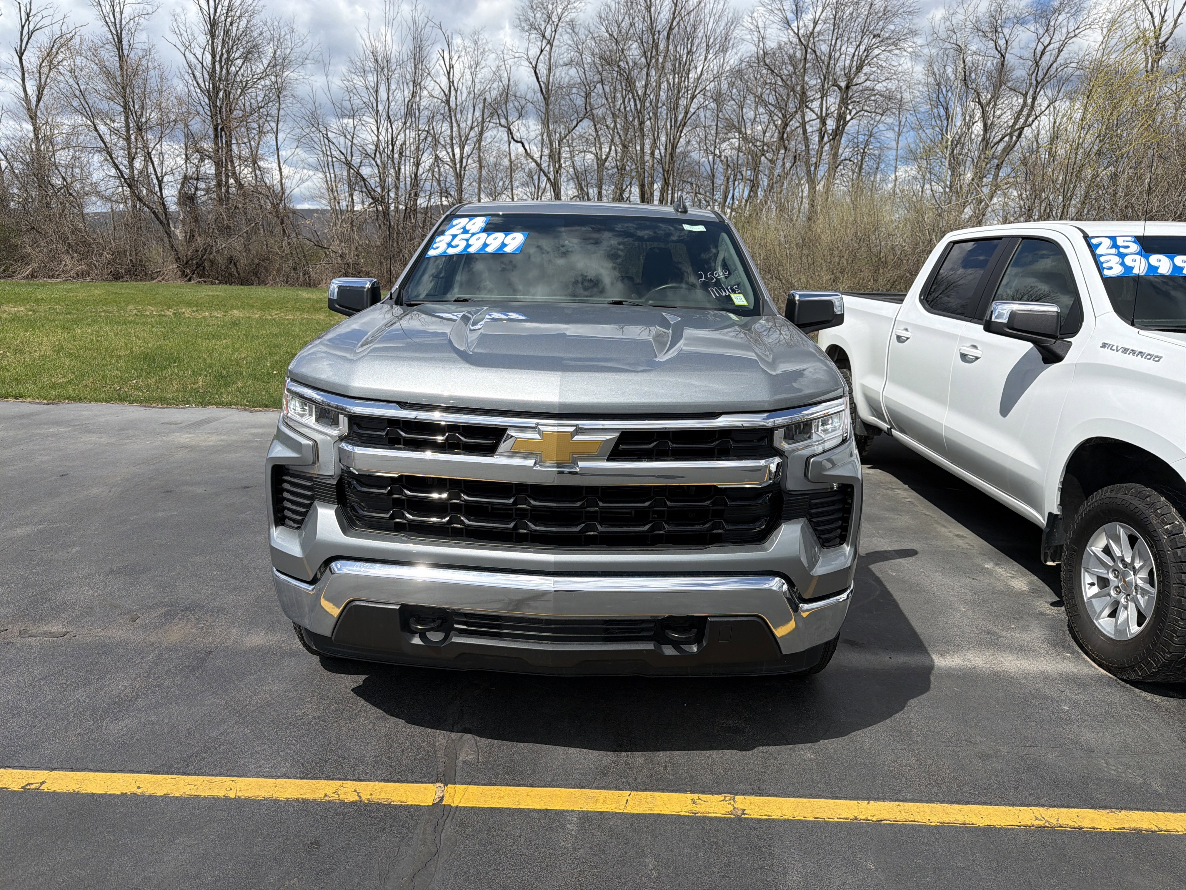Used 2024 Chevrolet Silverado 1500 LT image 8