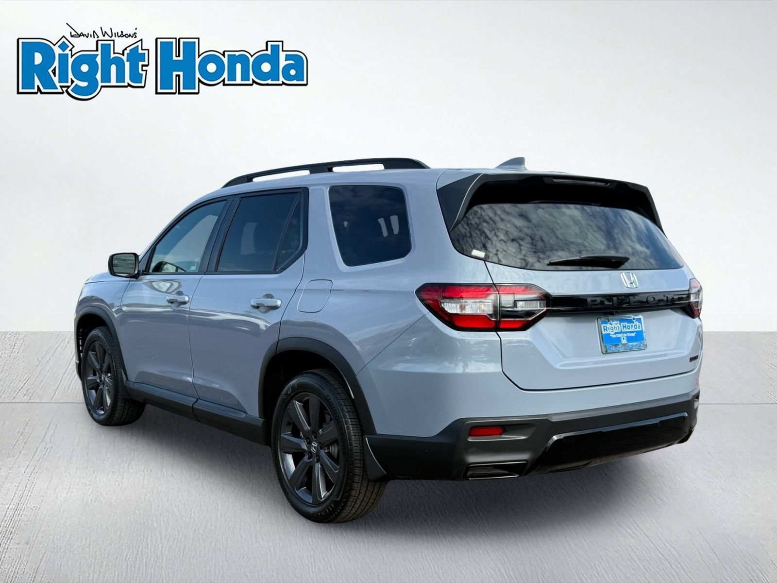 Certified 2026 Honda Pilot Sport image 4
