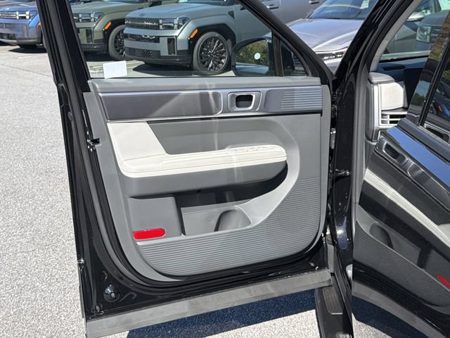 Used 2026 Hyundai Santa Fe SEL FWD image 10