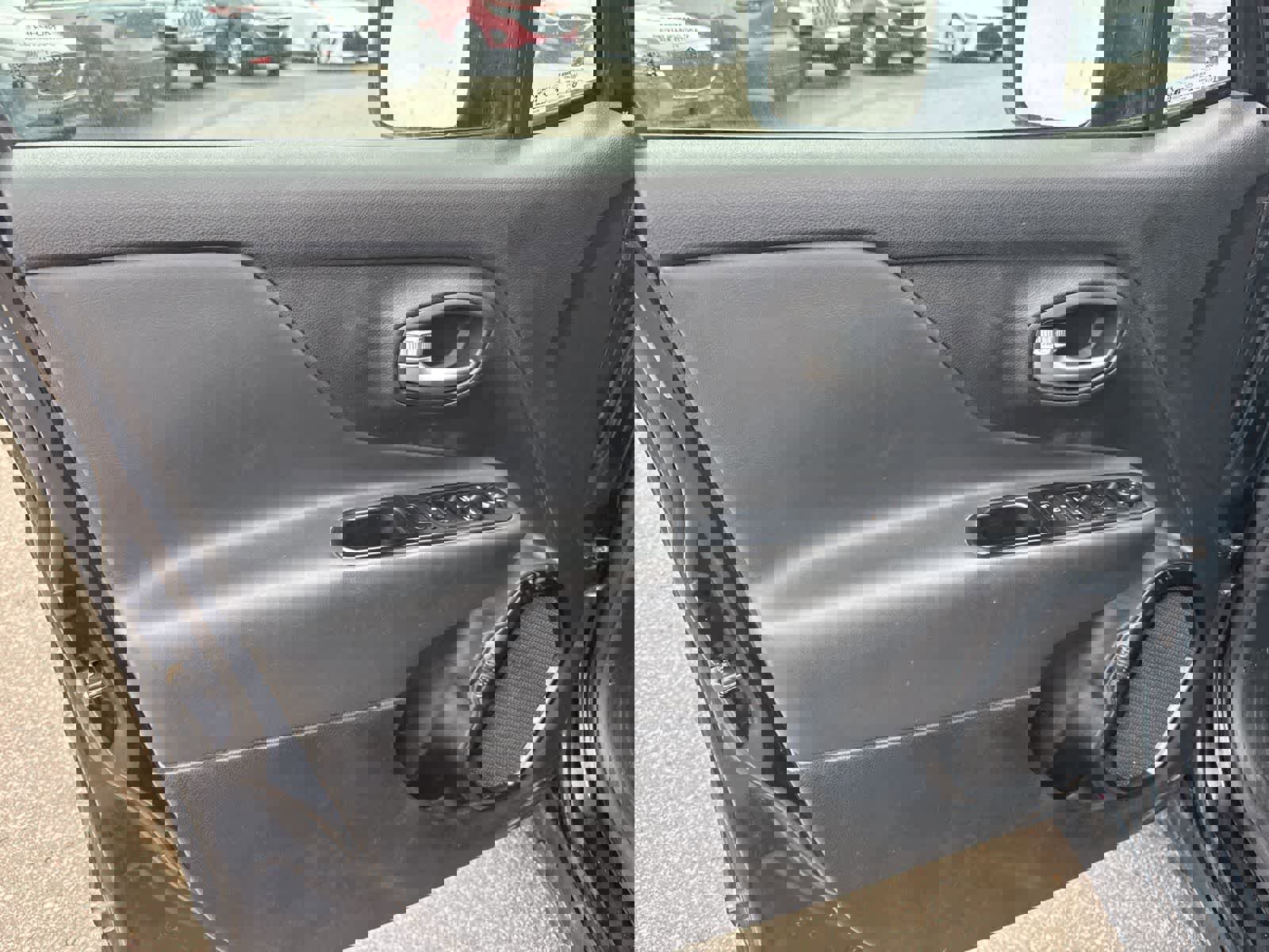 Used 2017 Jeep Renegade Altitude image 15