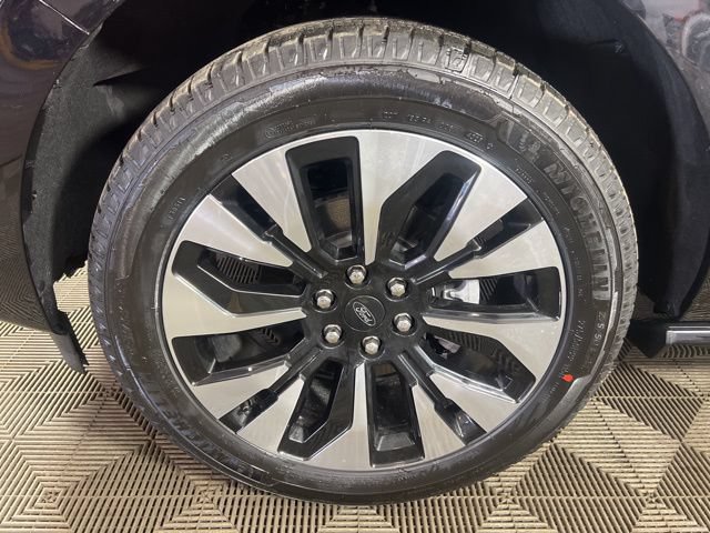 New 2026 Ford Expedition Platinum w/ Driver's Package AWD/4WD image 8