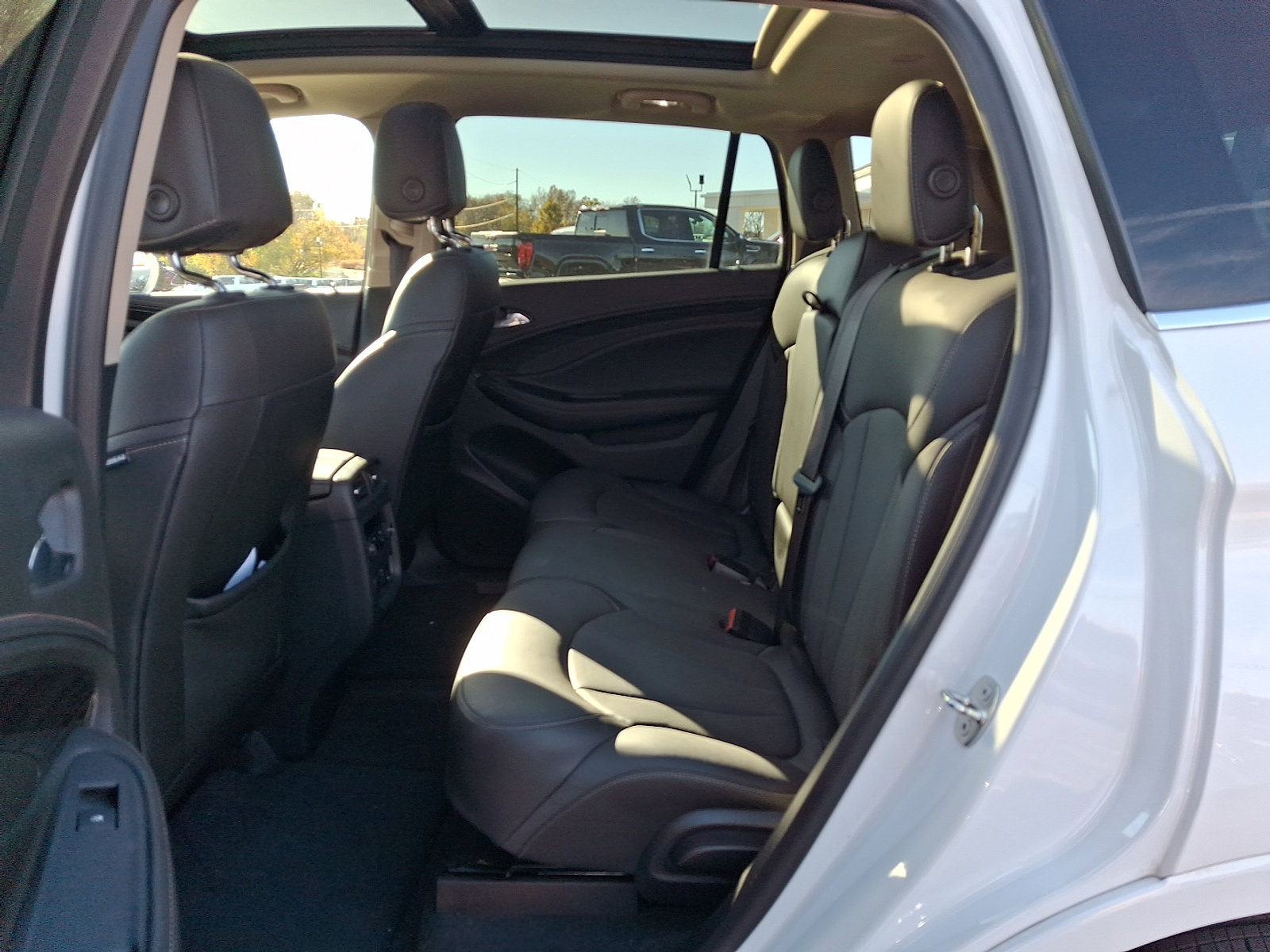 Used 2017 Buick Envision Essence w/ LPO, Cargo Package image 11