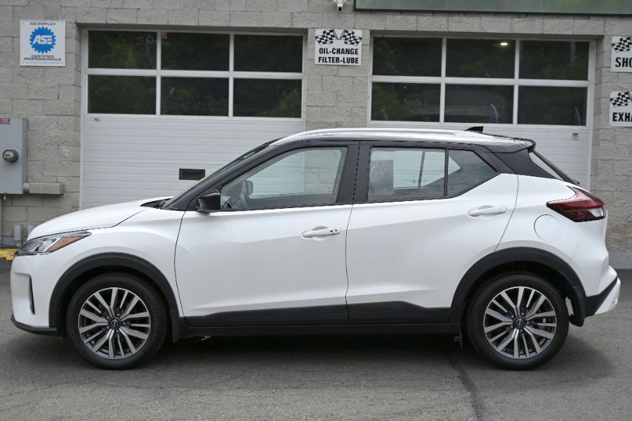 Used 2023 Nissan Kicks SV image 5