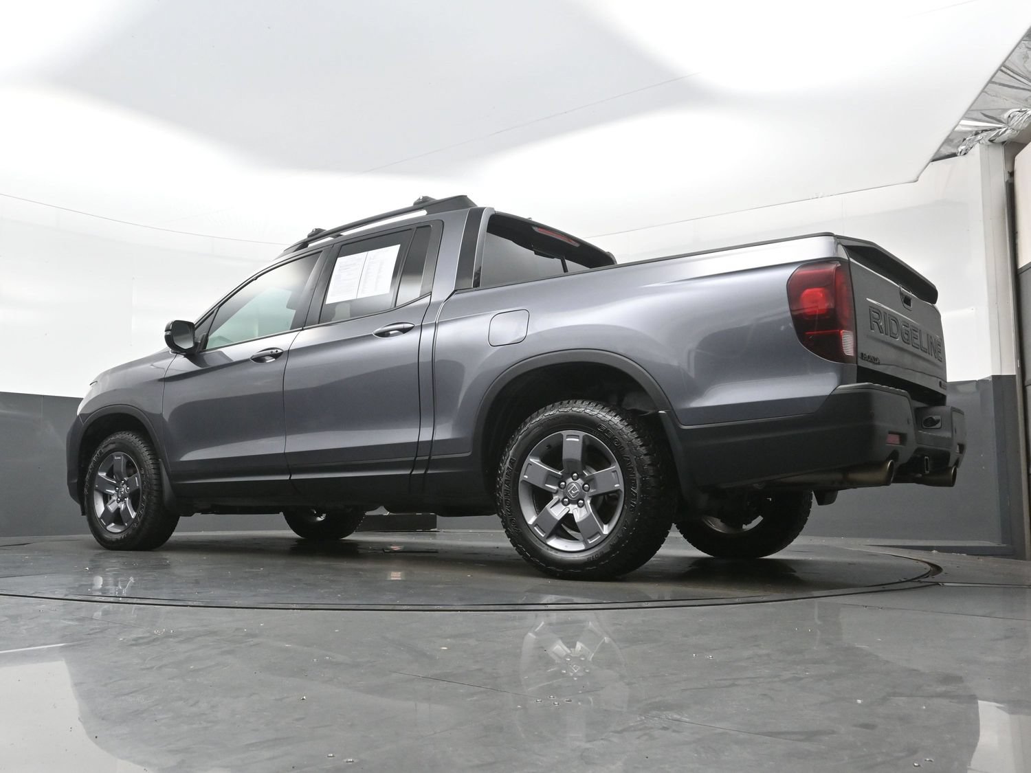 Used 2025 Honda Ridgeline TrailSport image 29
