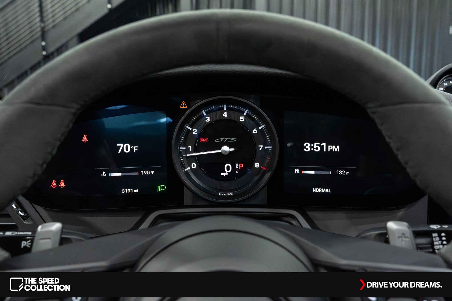 Used 2024 Porsche 911 Targa 4 GTS w/ Premium Package image 34