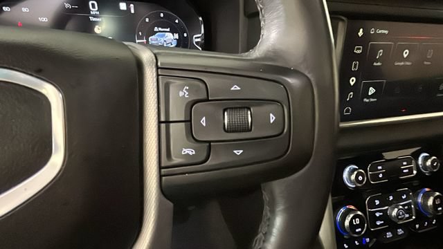 Used 2023 GMC Yukon Denali AWD/4WD image 16
