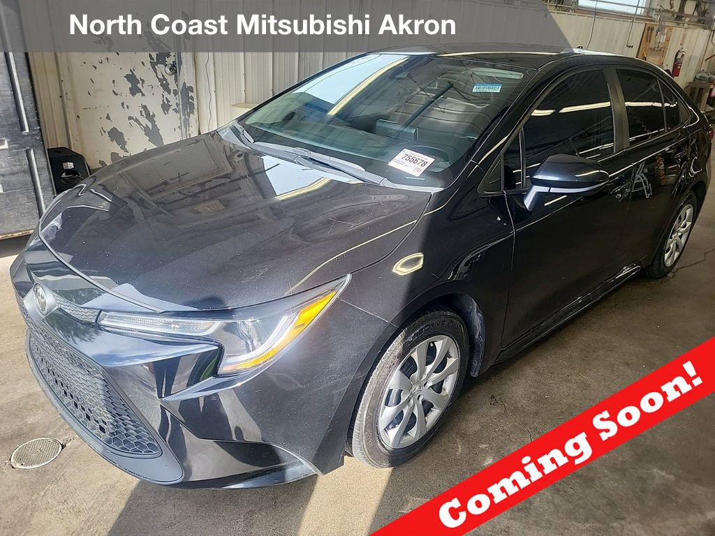 Used 2021 Toyota Corolla LE FWD image 1