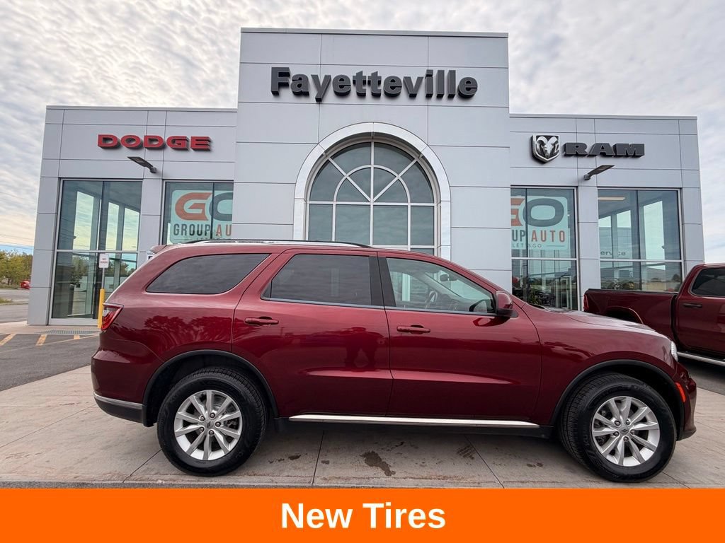 Used 2022 Dodge Durango SXT AWD/4WD image 2