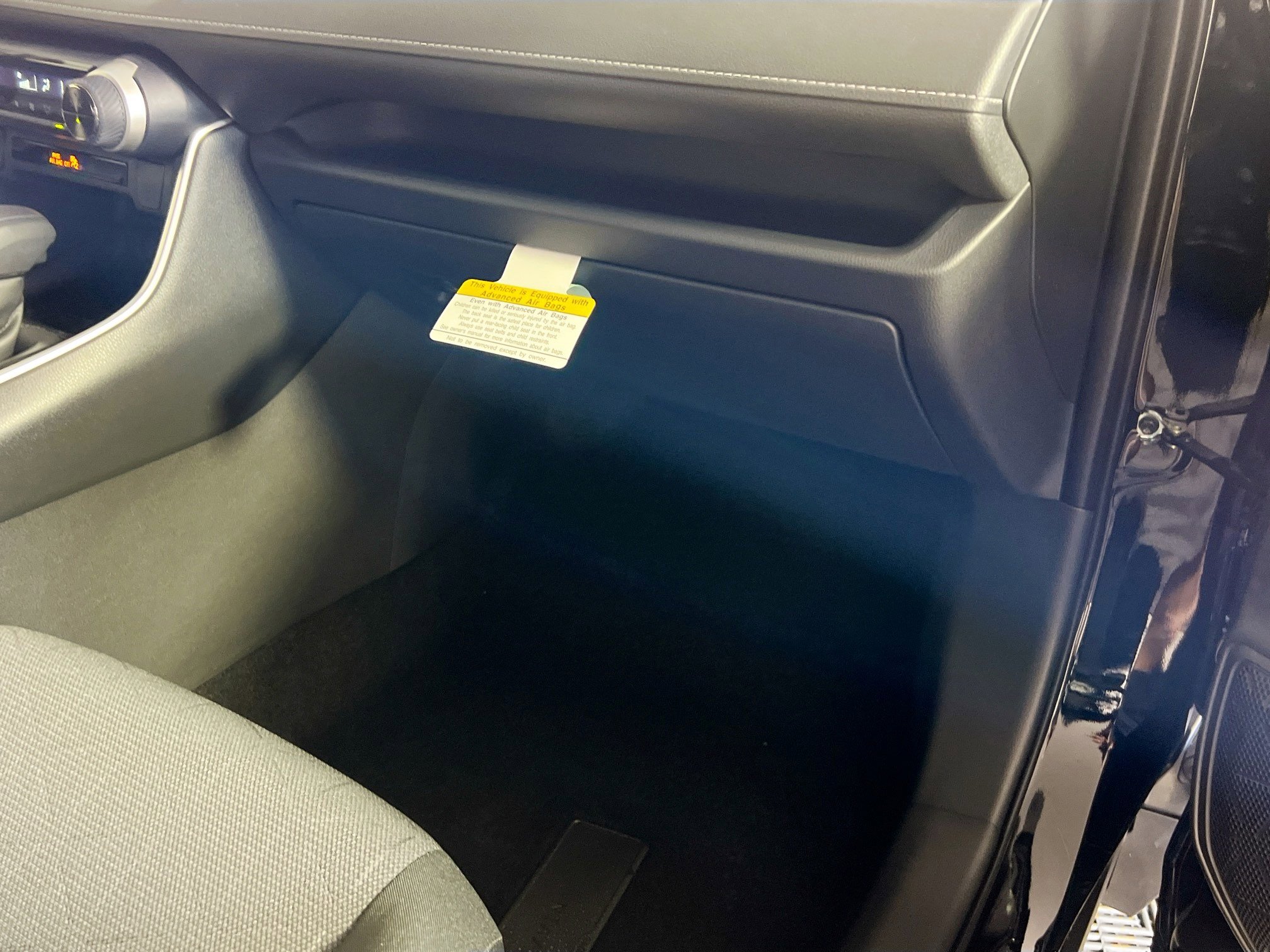 New 2025 Toyota RAV4 XLE image 34