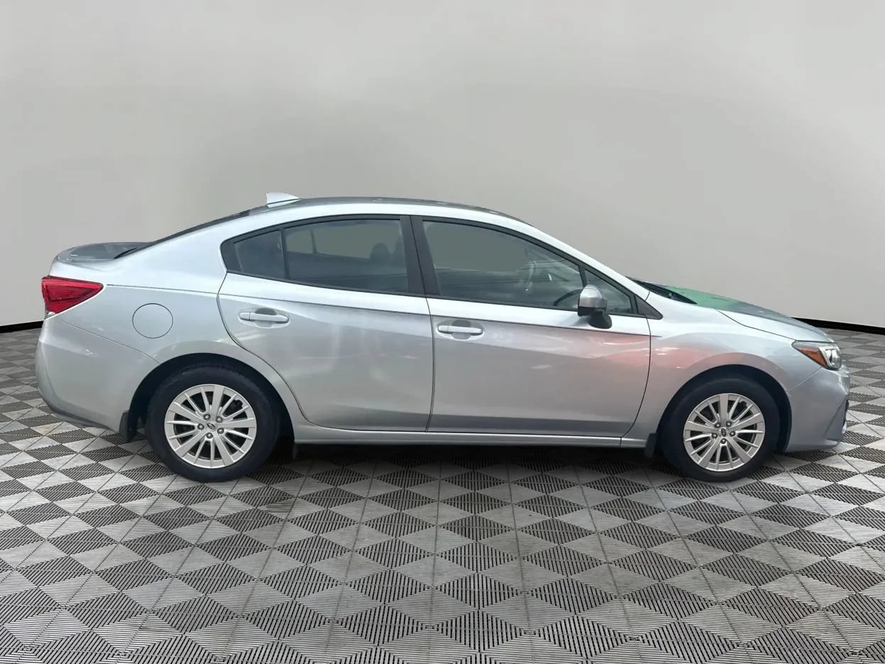 Used 2018 Subaru Impreza 2.0i Premium AWD/4WD image 4
