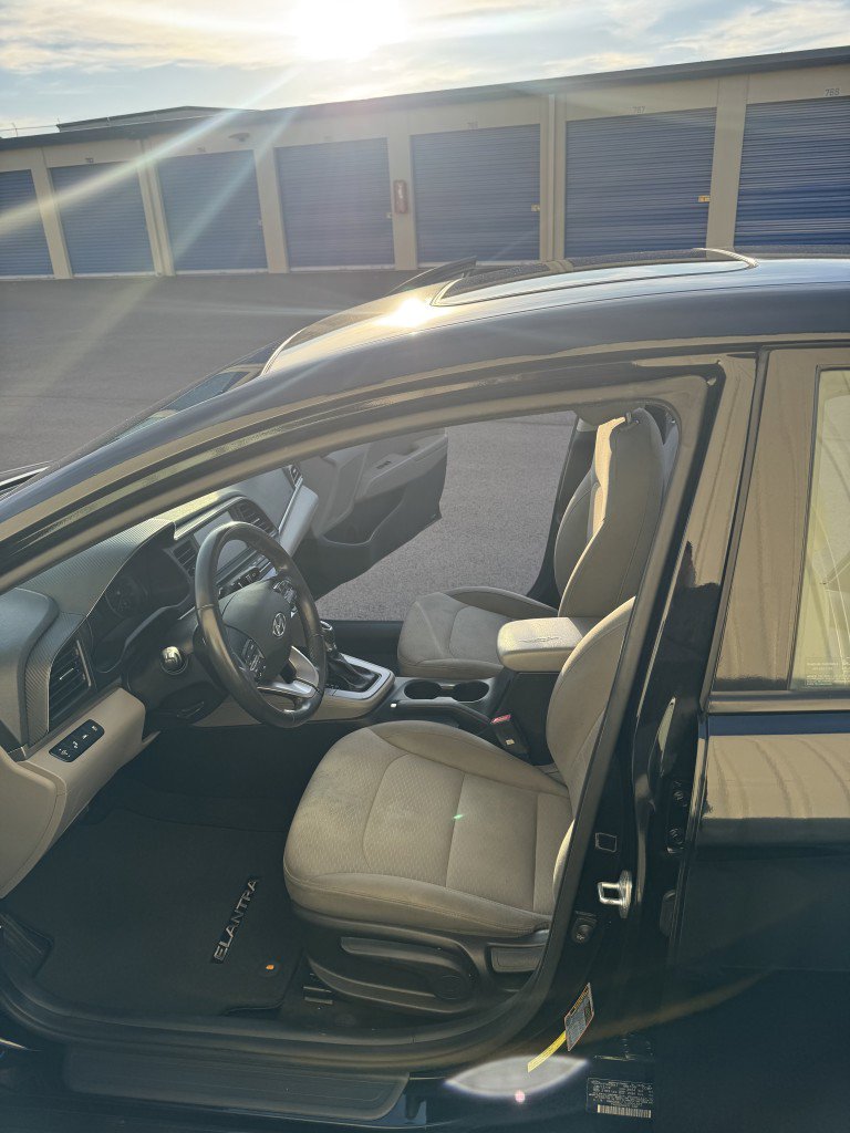 Used 2020 Hyundai Elantra Value Edition FWD image 10