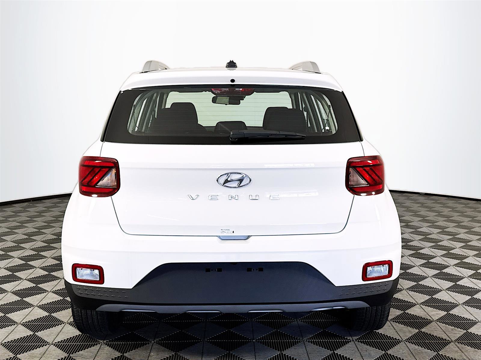 New 2025 Hyundai Venue SEL image 6