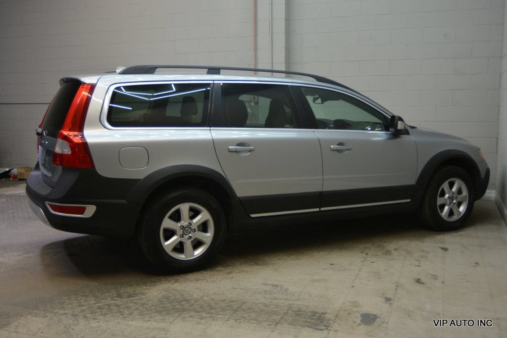 Used 2012 Volvo XC70 3.2 FWD image 8