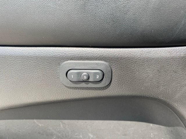 Used 2018 Jeep Grand Cherokee Limited AWD/4WD image 16