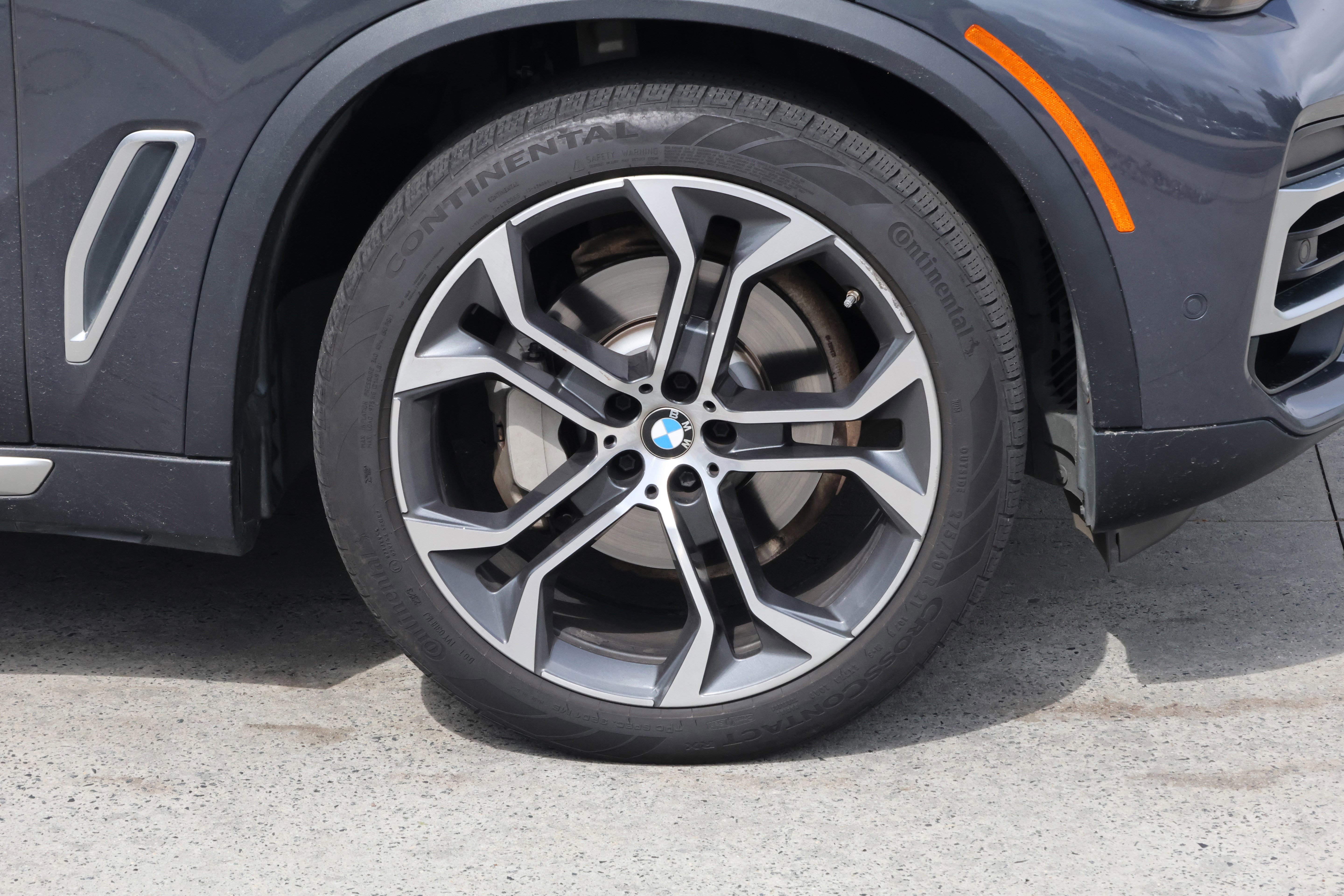 Used 2022 BMW X5 sDrive40i w/ Premium Package RWD image 11