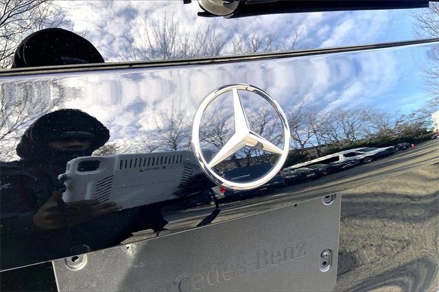 Used 2025 Mercedes-Benz GLB 250 4MATIC image 28