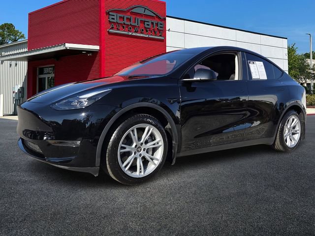Used 2024 Tesla Model Y Long Range image 1