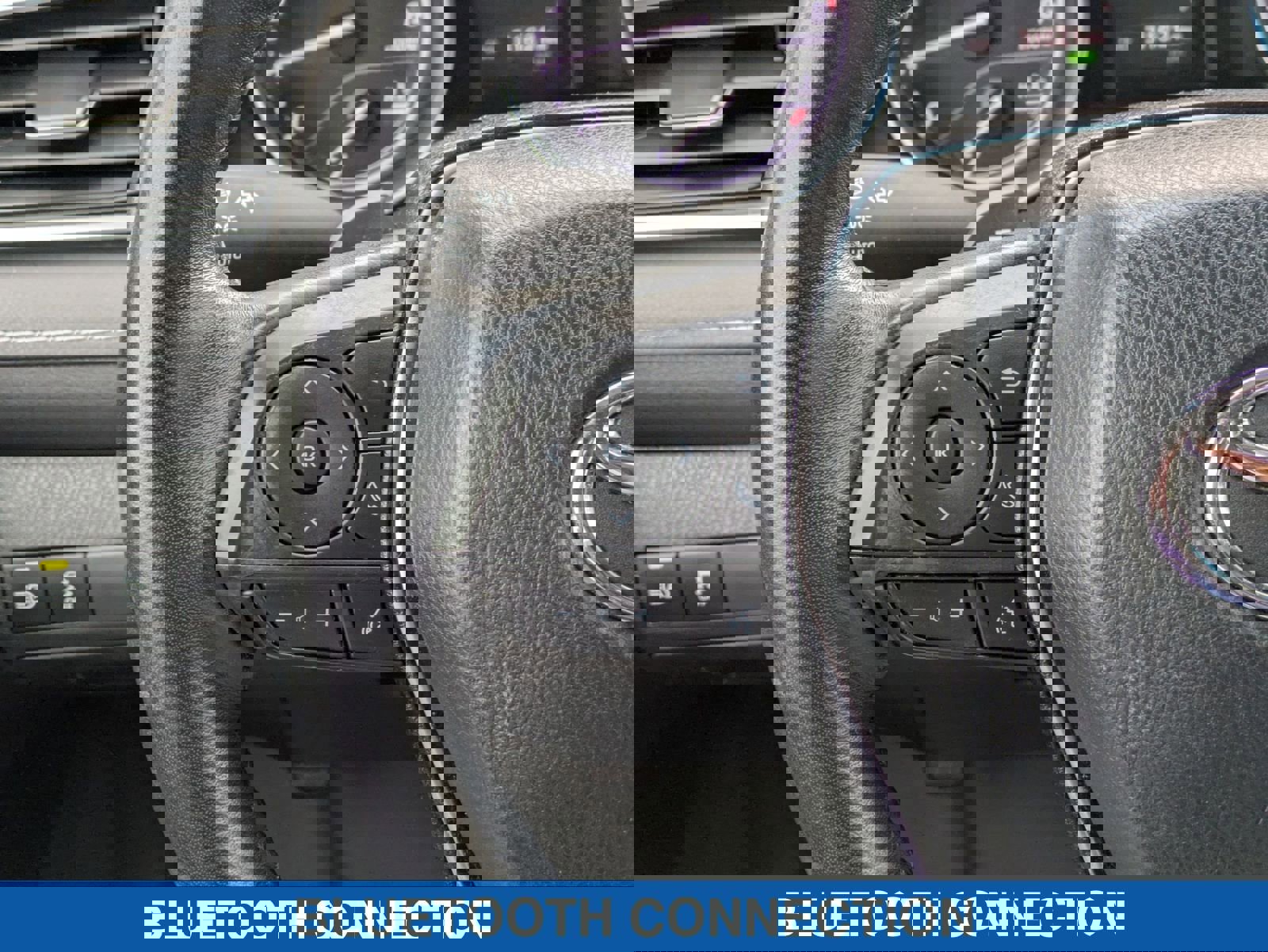 Used 2018 Toyota Camry SE w/ Moonroof Package image 17