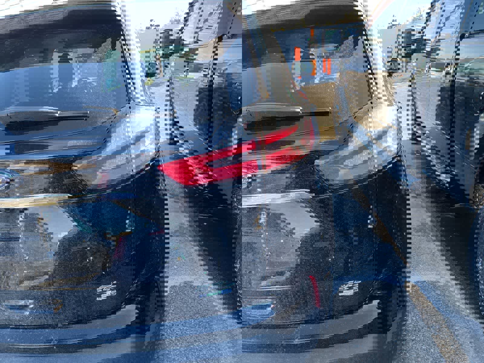 Used 2019 Ford Edge SEL image 15