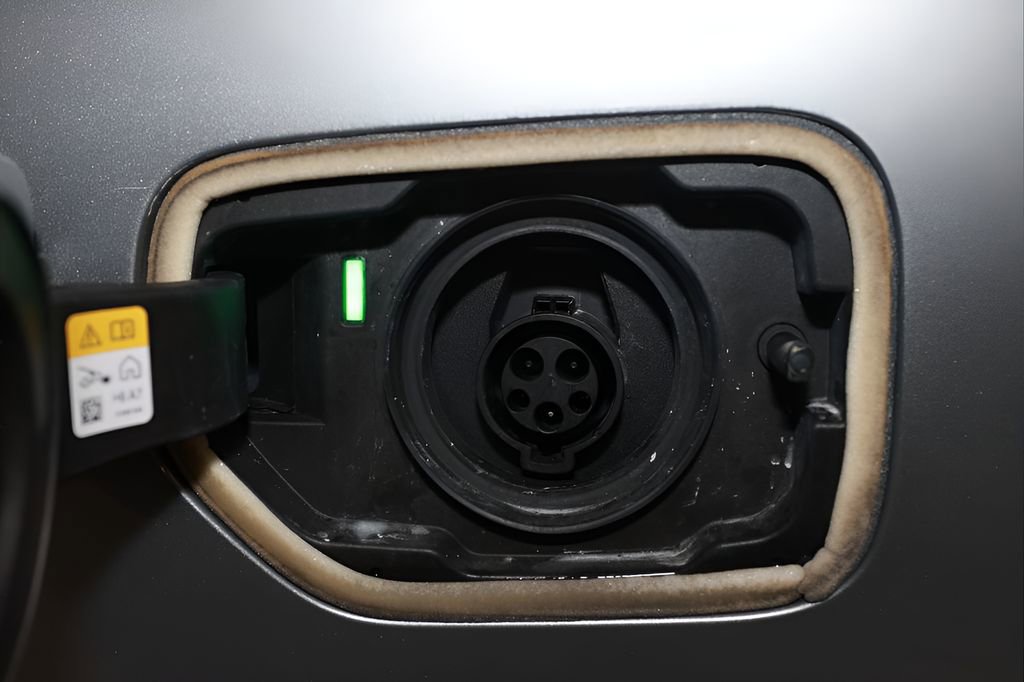 Used 2023 BMW 330e xDrive w/ Premium Package image 44