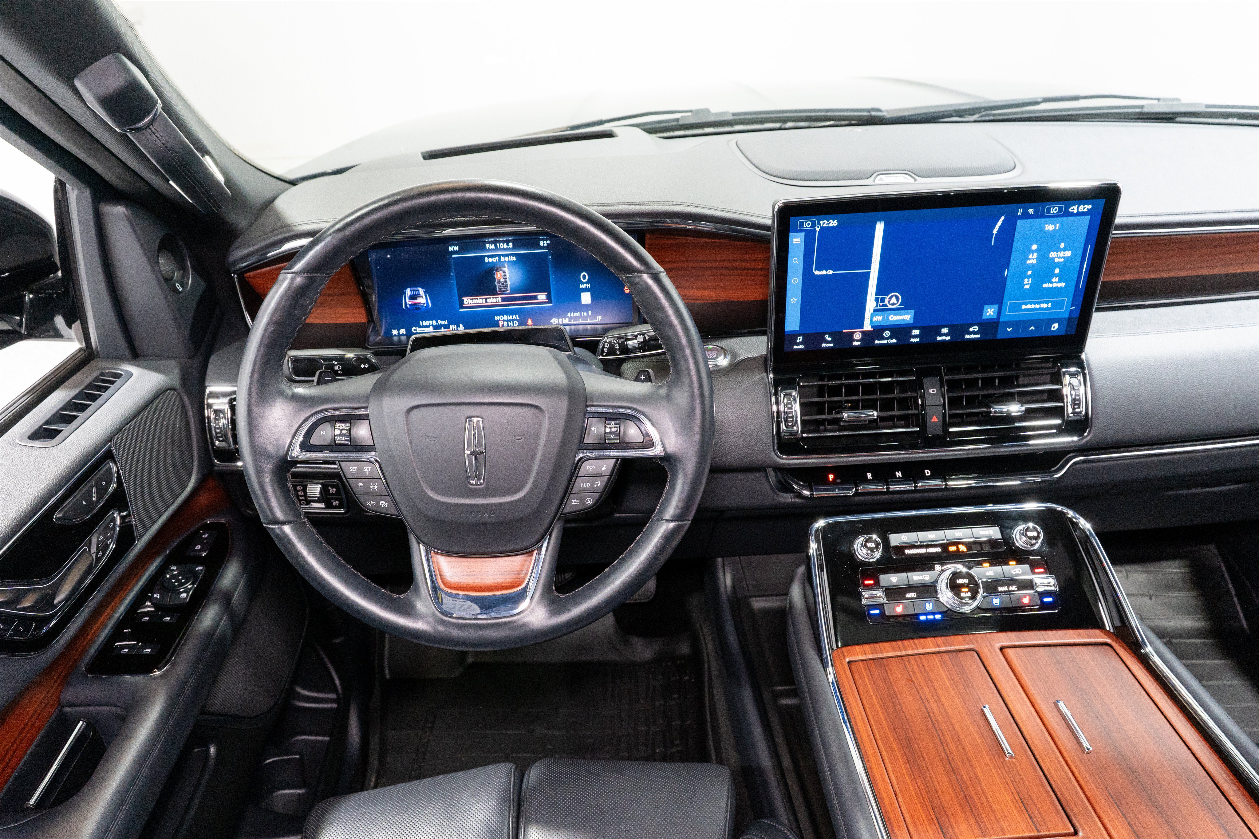 Used 2024 Lincoln Navigator Reserve AWD/4WD image 12