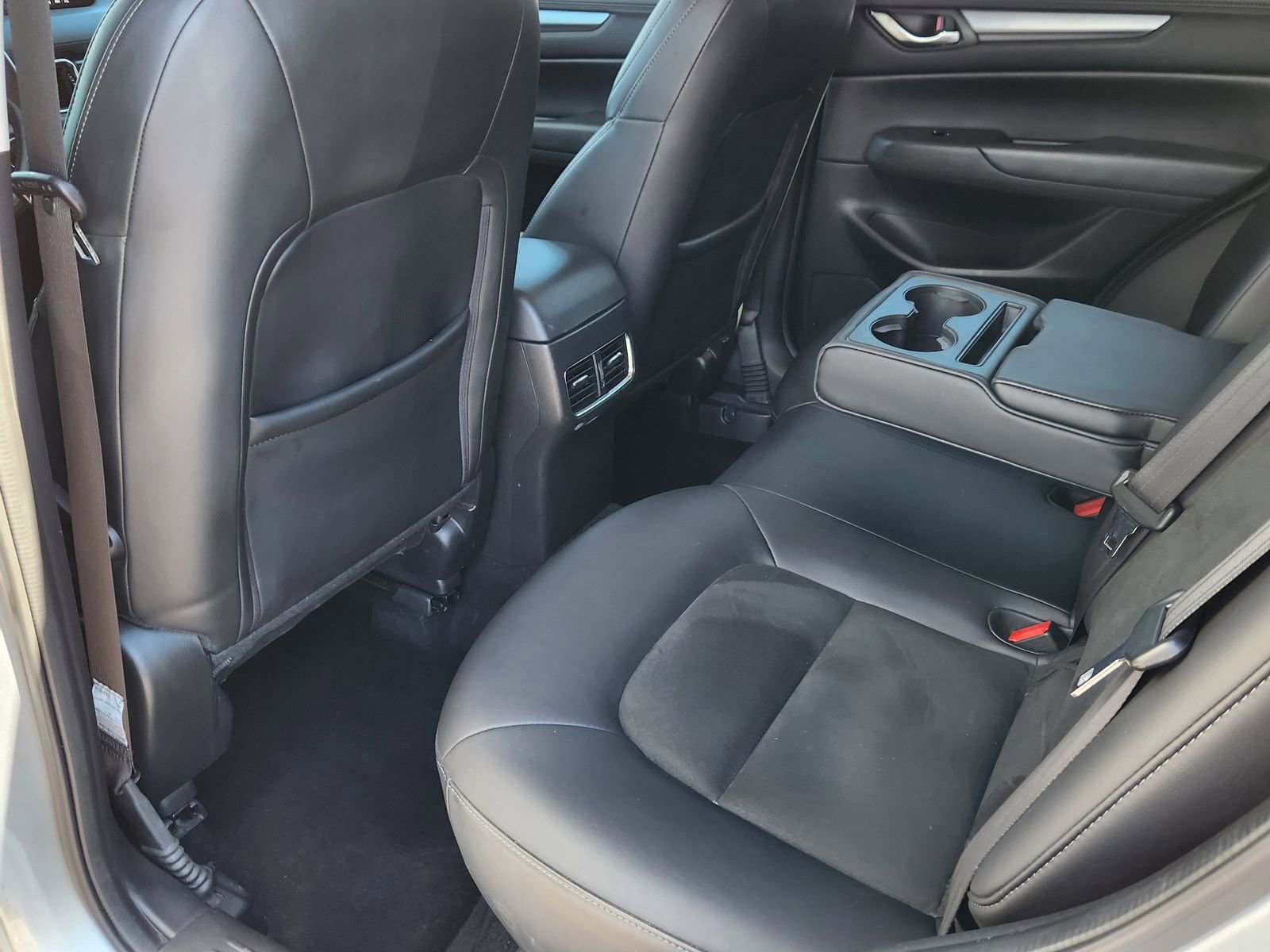 Used 2020 MAZDA CX-5 Touring image 11