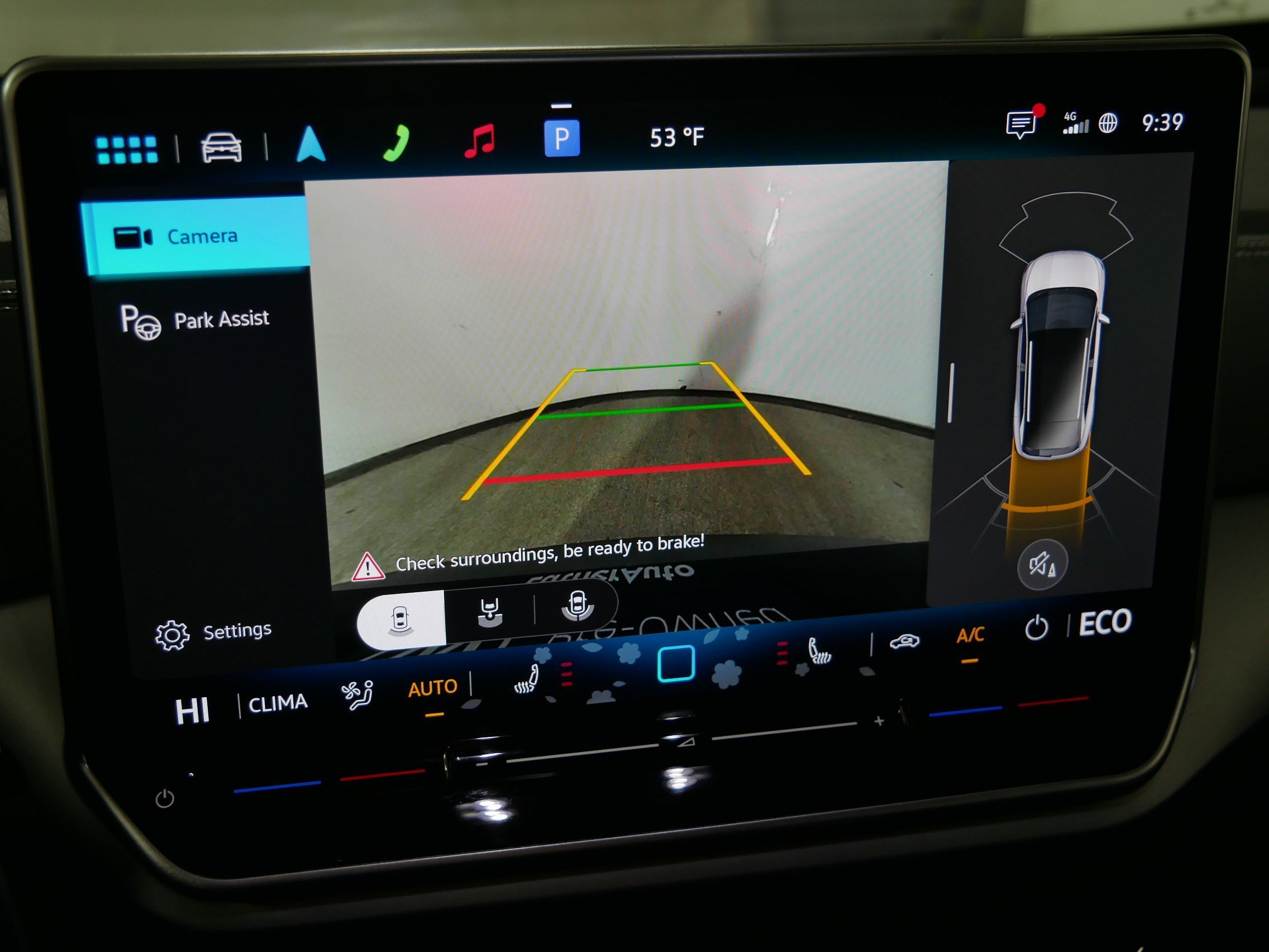 Certified 2024 Volkswagen ID.4 Pro image 33