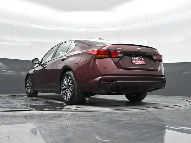 Used 2025 Nissan Altima 2.5 SV image 39