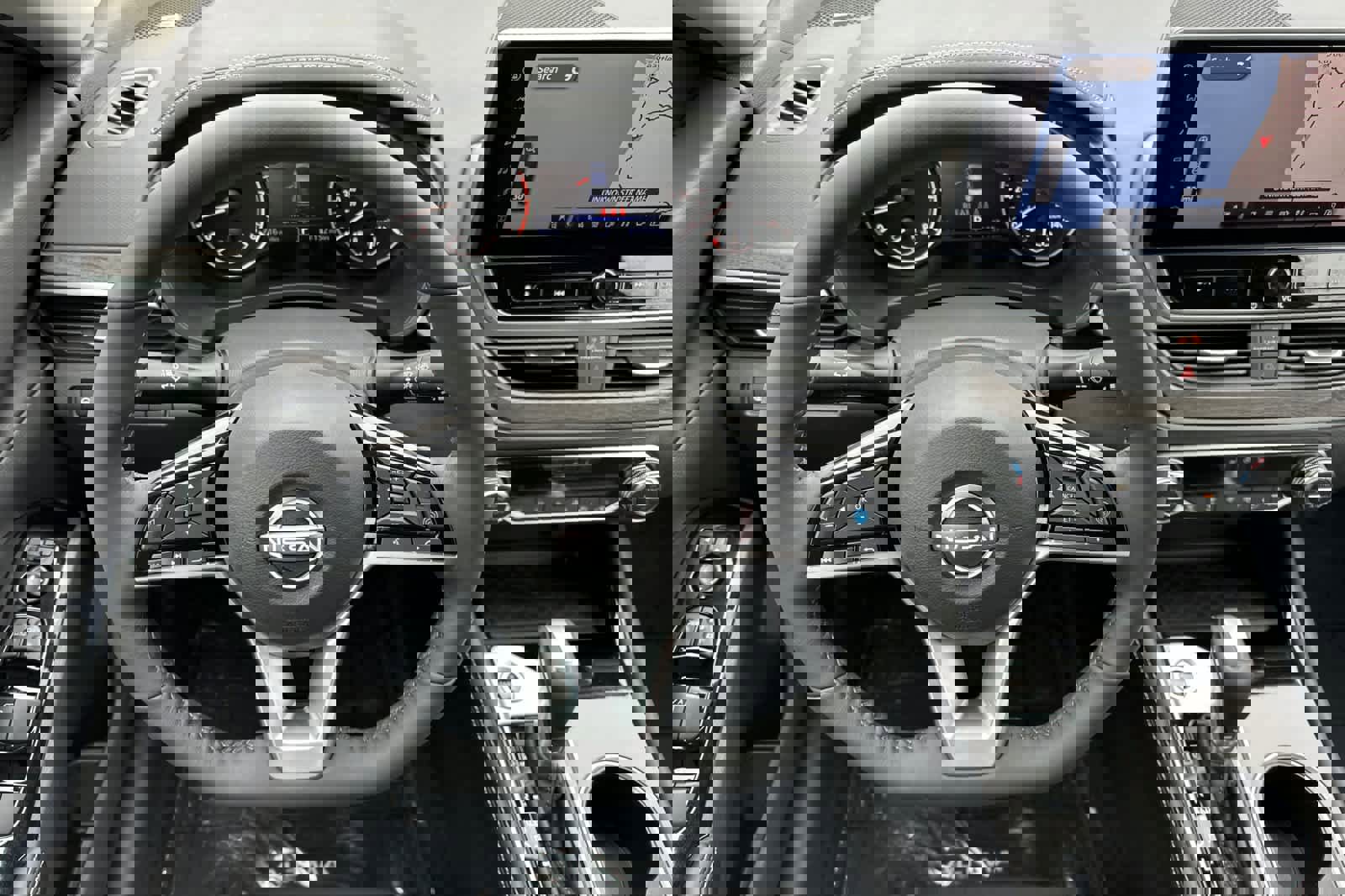 New 2025 Nissan Altima 2.5 SL image 14