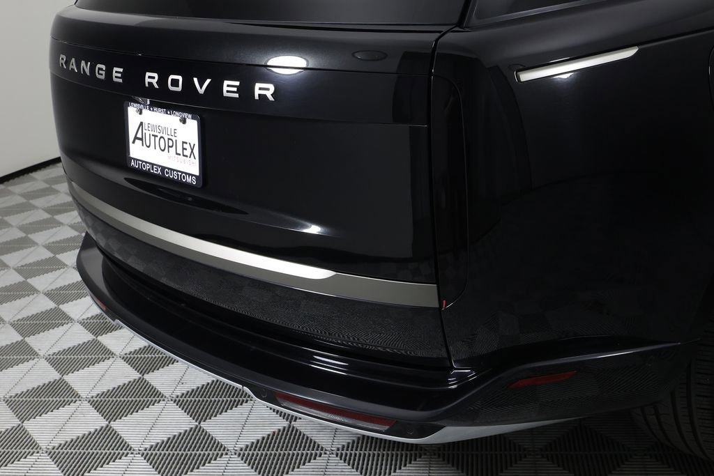 Used 2025 Land Rover Range Rover SE AWD/4WD image 50