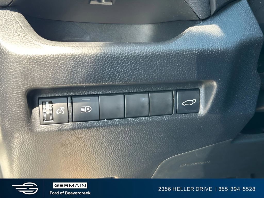 Used 2022 Toyota RAV4 XSE image 17