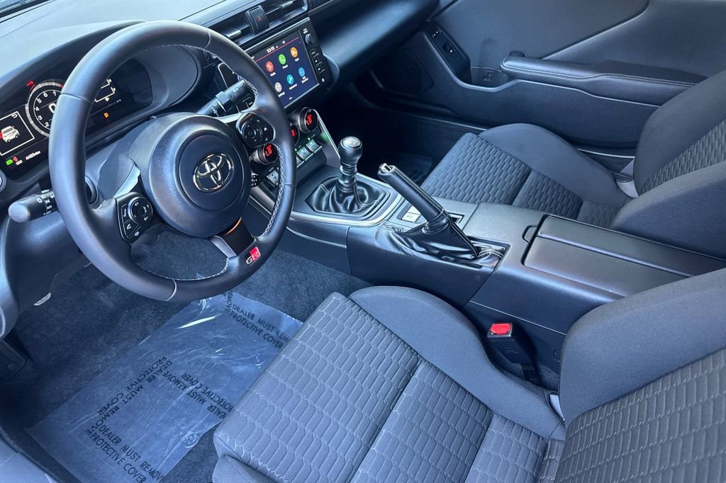 Certified 2025 Toyota GR86 w/ ALL Weather Mat Package (TMS) image 9