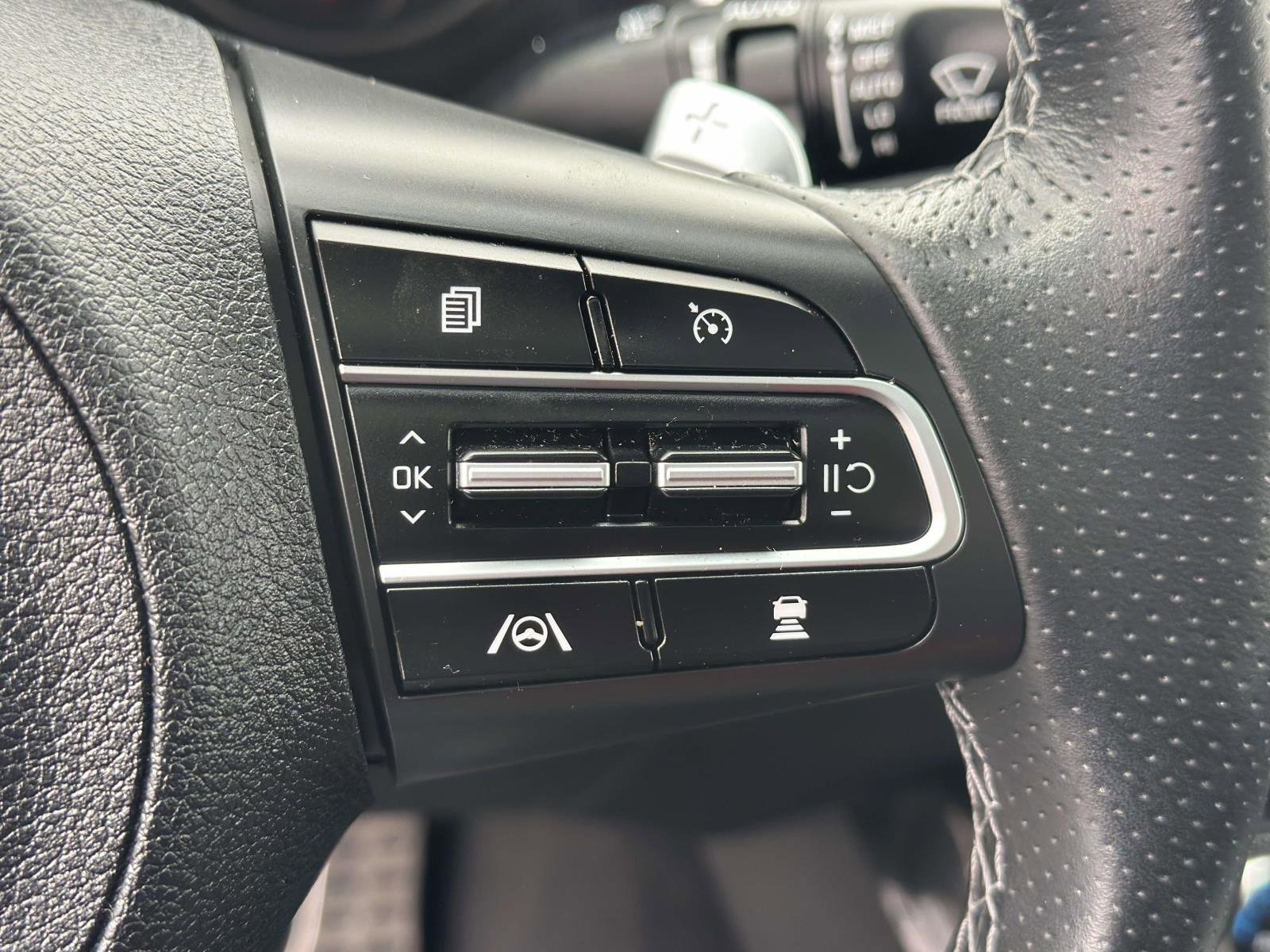 Used 2022 Kia Stinger GT-Line w/ Sun & Sound Package image 15