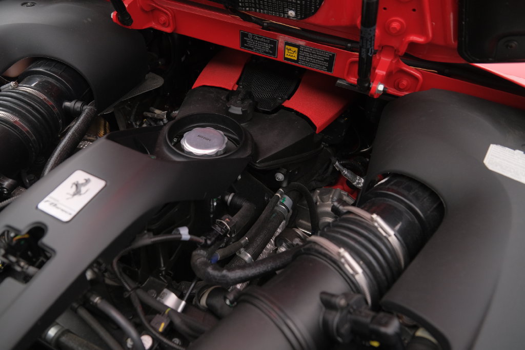 Used 2022 Ferrari F8 Tributo RWD image 26