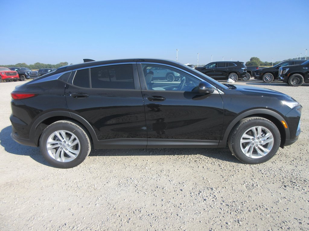 New 2026 Buick Envista Preferred image 3