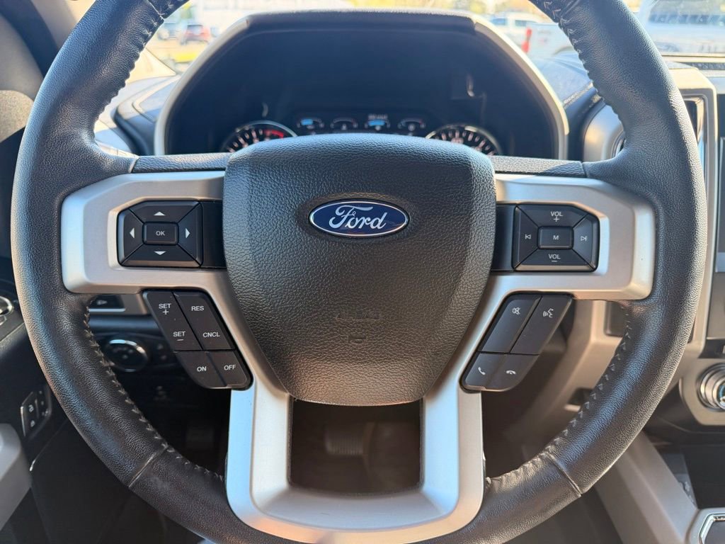 Used 2017 Ford F150 Lariat w/ Equipment Group 502A Luxury image 10