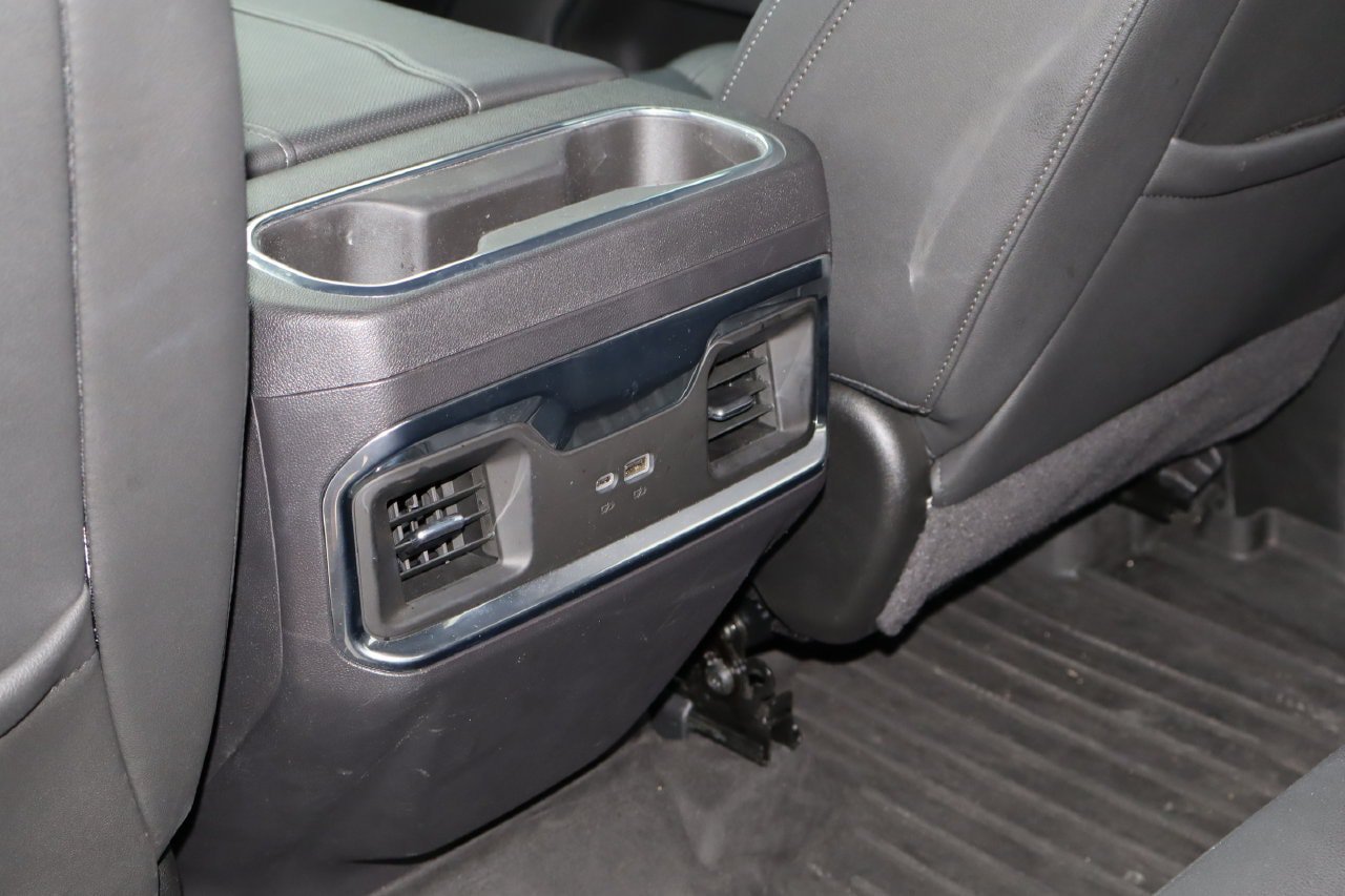 Used 2024 GMC Sierra 1500 SLT AWD/4WD image 18