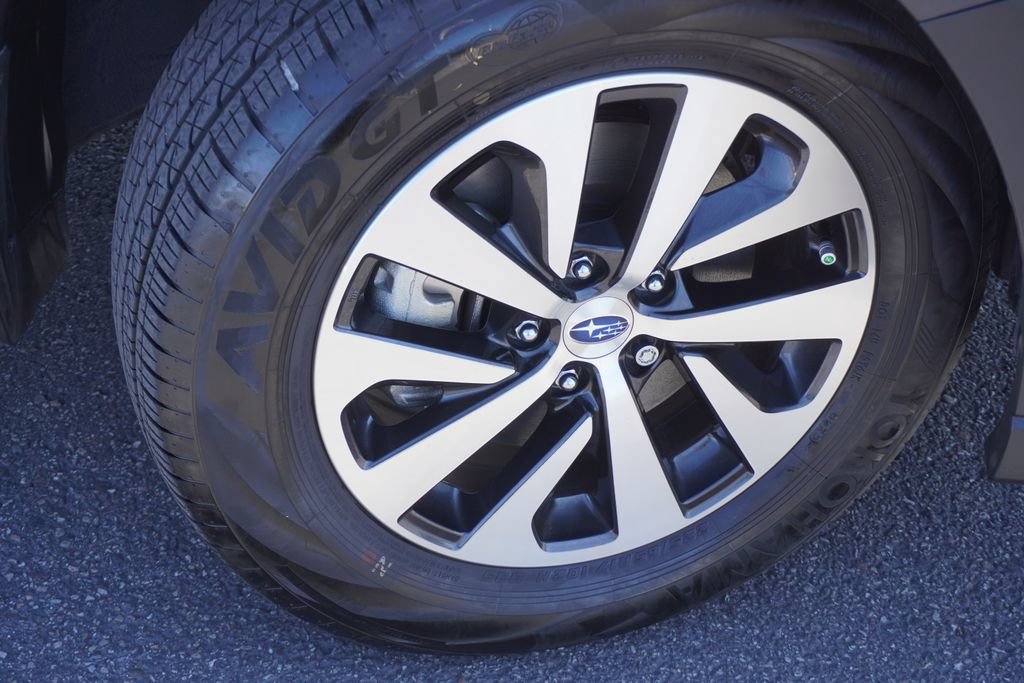 Used 2025 Subaru Outback Premium w/ Popular Package #1A AWD/4WD image 11