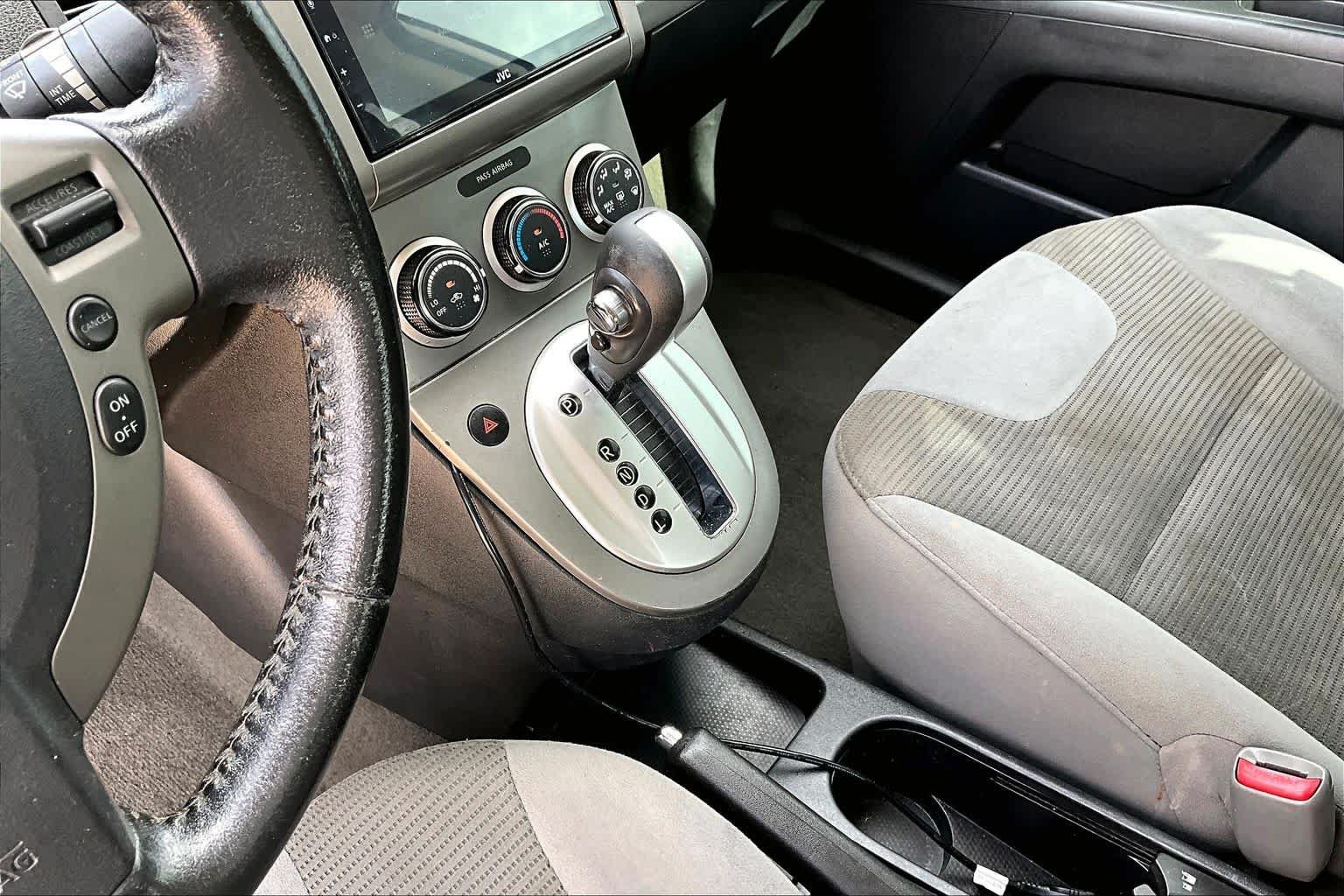 Used 2012 Nissan Sentra 2.0 SL w/ Navigation Pkg FWD image 13