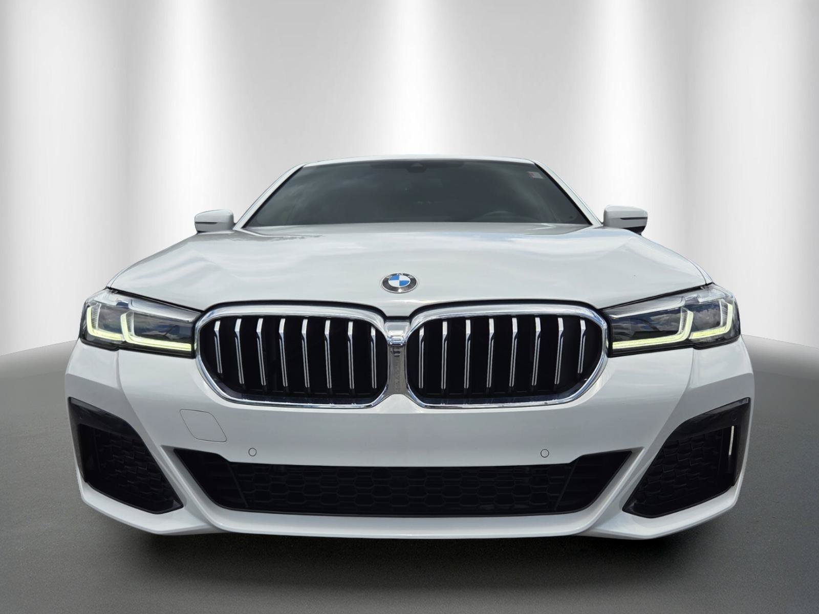 Certified 2023 BMW 530i w/ M Sport Package RWD image 2