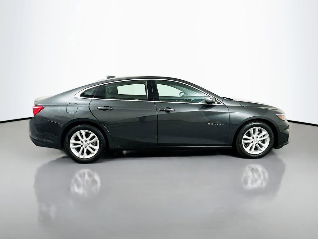 Used 2018 Chevrolet Malibu Hybrid w/ Leather Package image 4